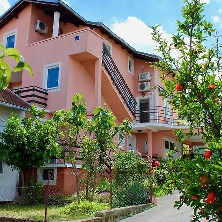 Apartments With A Parking Space Bilice, Krka - 13545 Šibenik Dış mekan fotoğraf
